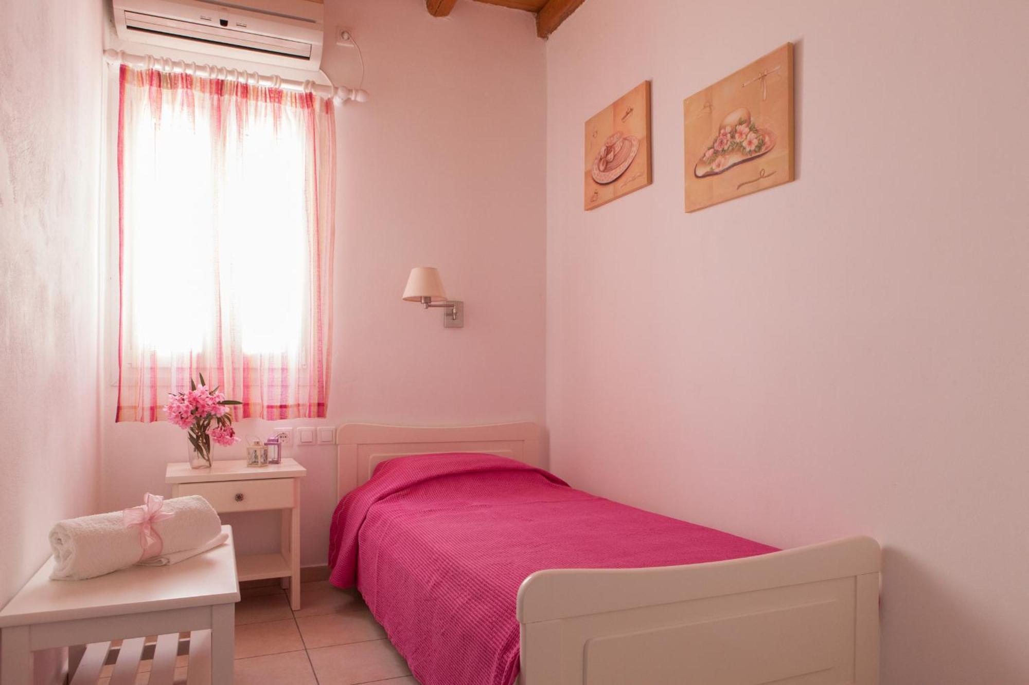 Ergina Summer Resort Antiparos Kamer foto