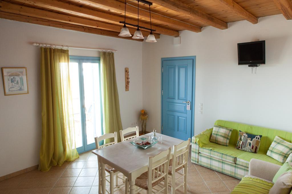 Ergina Summer Resort Antiparos Kamer foto