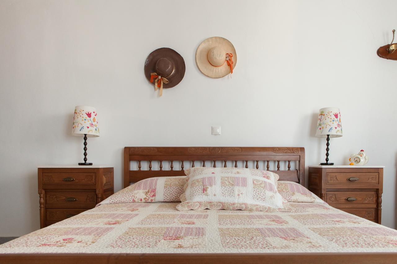 Ergina Summer Resort Antiparos Buitenkant foto