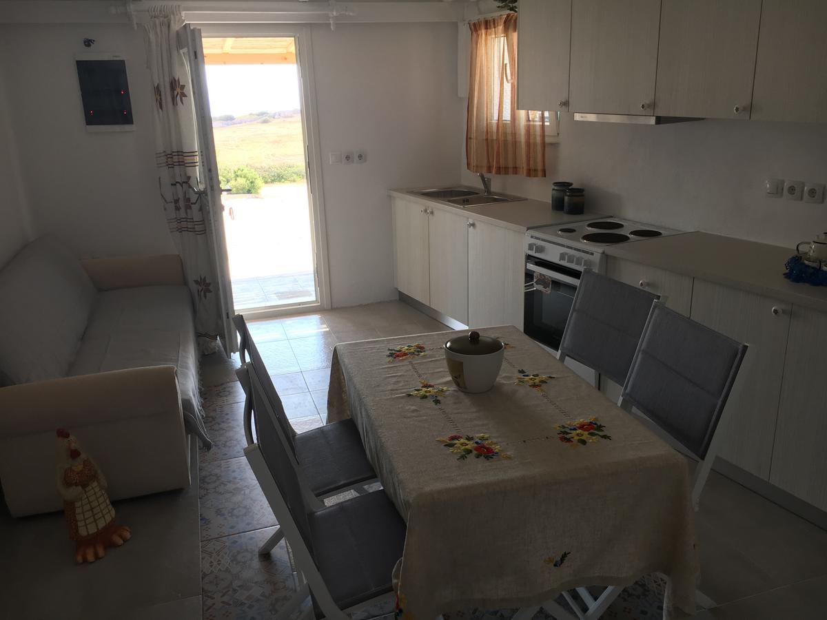 Ergina Summer Resort Antiparos Buitenkant foto