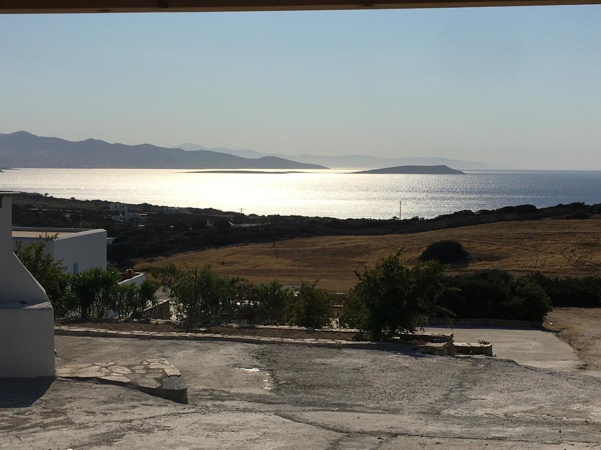 Ergina Summer Resort Antiparos Buitenkant foto