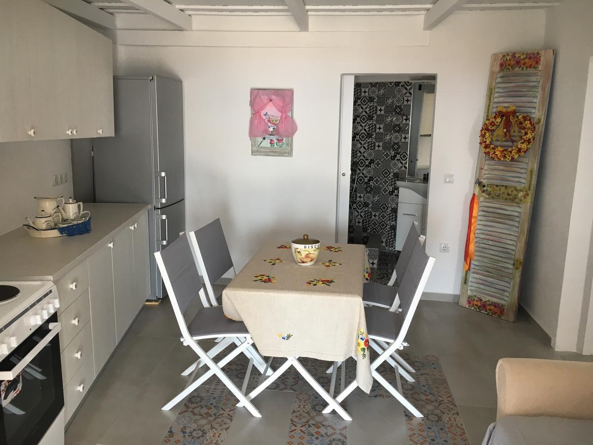 Ergina Summer Resort Antiparos Buitenkant foto